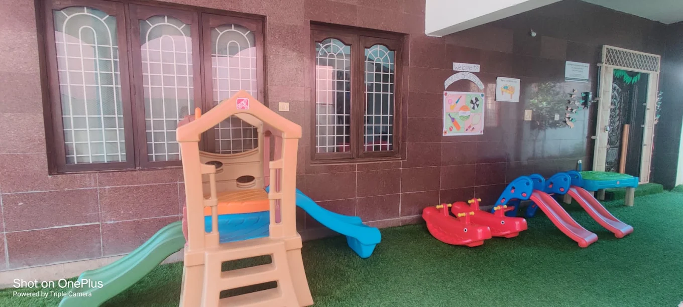 Footprints: Play School & Day Care Creche, Preschool in CV Raman Nagar, Bengaluru