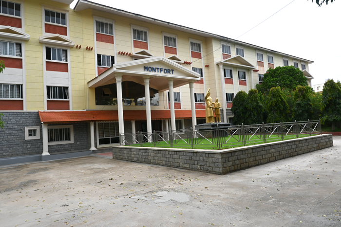Lake Montfort School photo 5