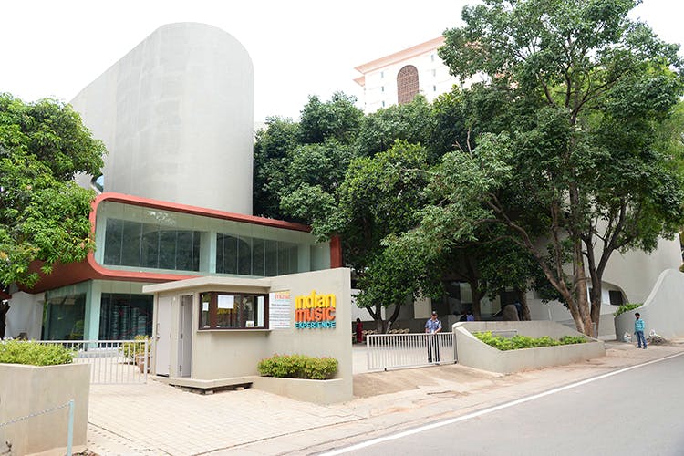Nevon school